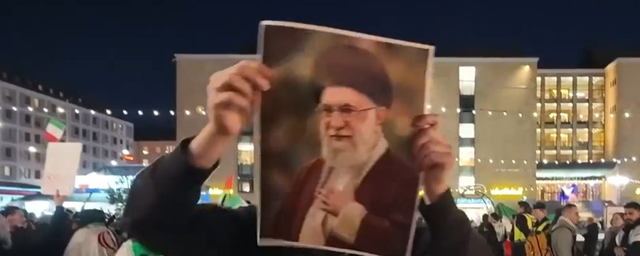 Du flydde regimen – men mötte den i Sverige